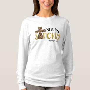 T-shirt Chrétienne, elle est forte Bible et proverbes 31: