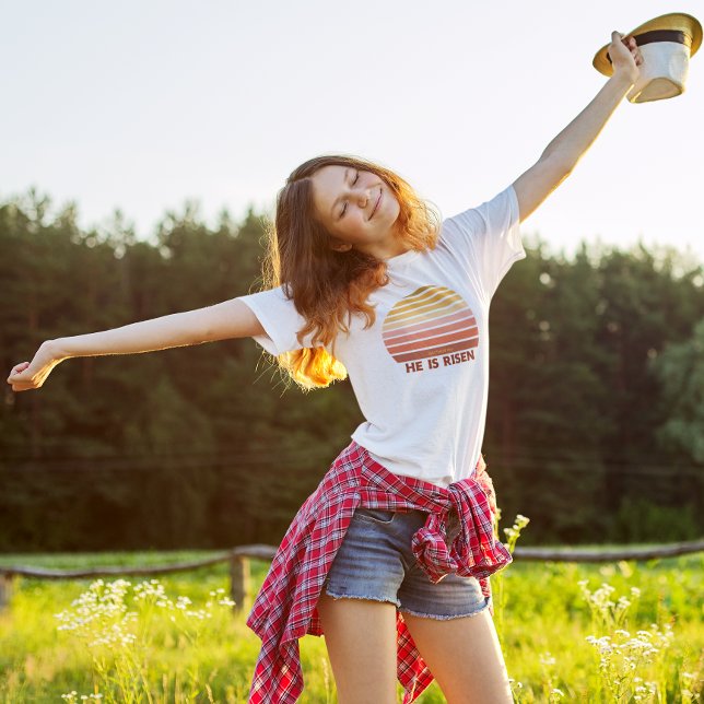 T-shirt Christian Il est ressuscité Rétro Soleil Pâques (Créateur téléchargé)