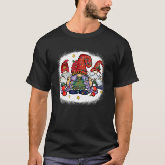 T-shirt Christmas Gnome  Men Women Buffalo Plaid Red Chris
