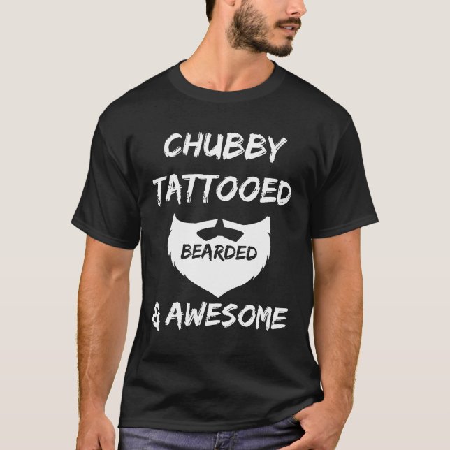 T-shirt Chubby Porté Et Tatoué (Devant)