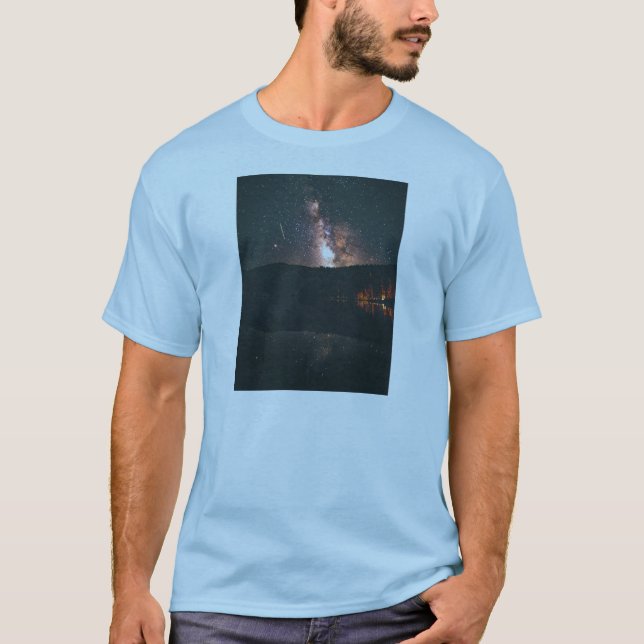 T-shirt ciel nocturne de feu de camp (Devant)