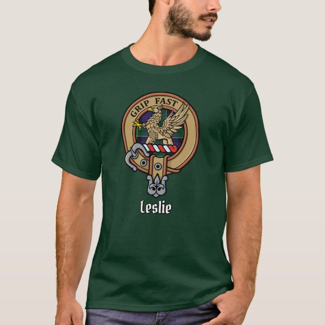 T-shirt Cimier du clan Leslie sur tartan de chasse (Devant)