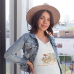 T-shirt Citrouille forestier d'automne | Maman à être<br><div class="desc">Ce t-shirt mama présente de mignons animaux de bois d'automne avec des citrouilles et une police manuscrite mignonne. Cette chemise est parfaite pour annoncer que vous attendez ou donnez en cadeau à la meilleure maman de votre vie. Des paysages d'automne douillets avec des feuilles secs, des citrouilles savoureux, des champignons...</div>