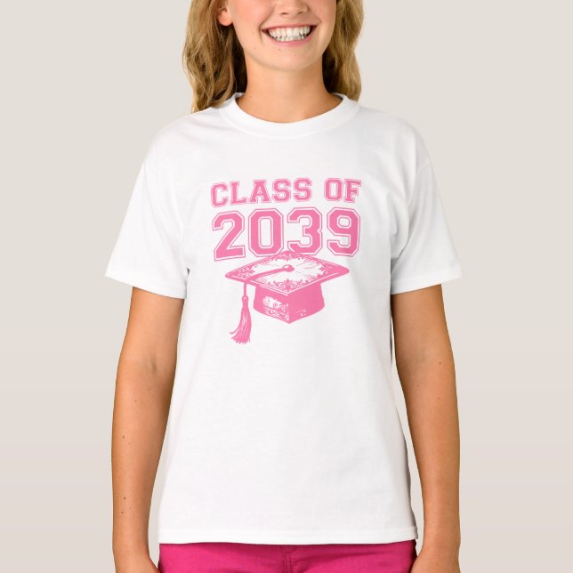 T-shirt Class of 2039 Ornate Pink Graduation Cap Design (Devant)