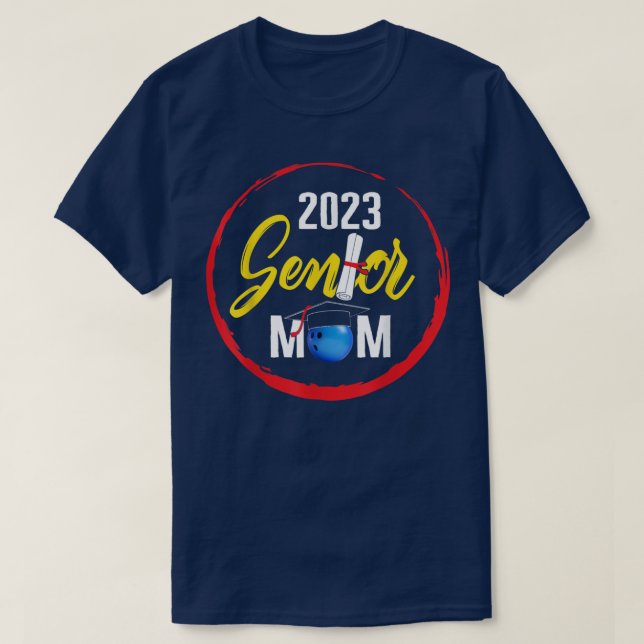 T-shirt Classe de 2023 Senior Bowling Mom Graduation Grad  (Design devant)