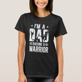 T-shirt Classique Je suis un papa qui élève un guerrier Ka