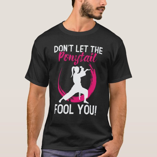 T-shirt Classique Ne vous laissez pas tromper par la queue (Devant)