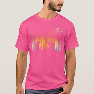 T-shirt Clavier de femme en instrument de musique coloré