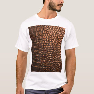T-shirt Closeup : crocodile texture cuir.