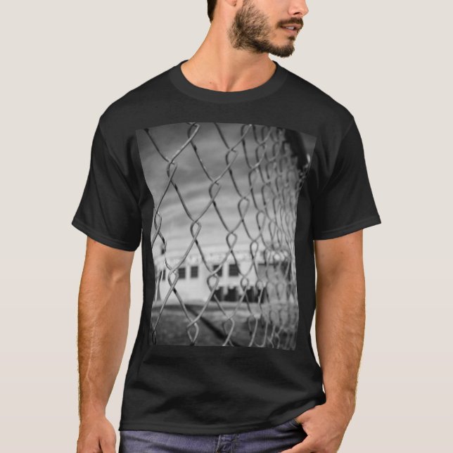 T-shirt Clôture à maillons (Devant)