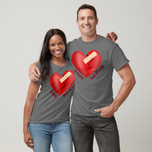 T-shirt Cœur brisé guéri avec un pansement et citation de