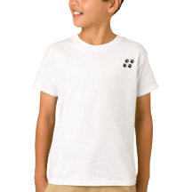 Coeur d'amour chiot avec empreintes de pattes