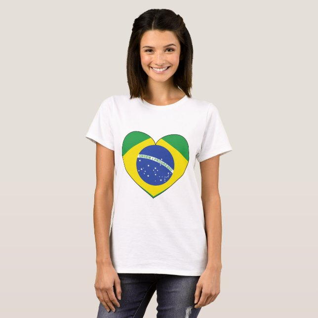 T-shirt Coeur de drapeau du Brésil (Devant entier)