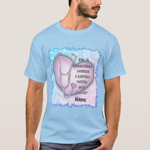 T-shirt Coeur de l'infirmière gériatrique pourpre