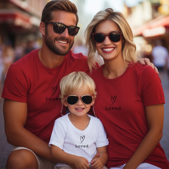 T-shirt Coeur de poche simple et texte personnalisé Valent (Créateur téléchargé)