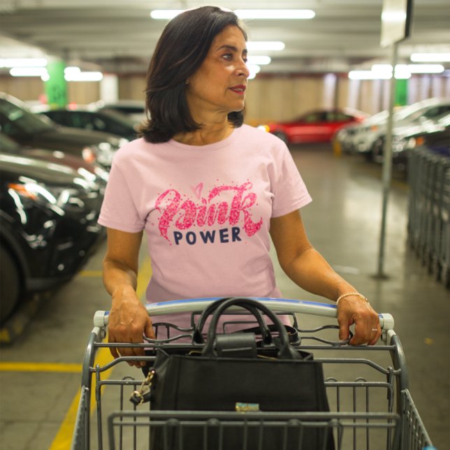 T-shirt Coeur de sensibilisation au cancer du sein rose (Créateur téléchargé)