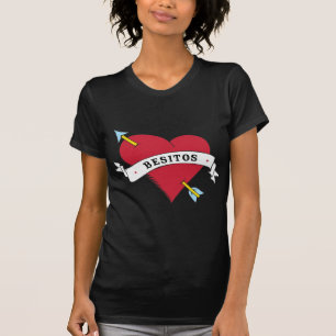 T-shirt Coeur de tatouage avec la flèche Besitos