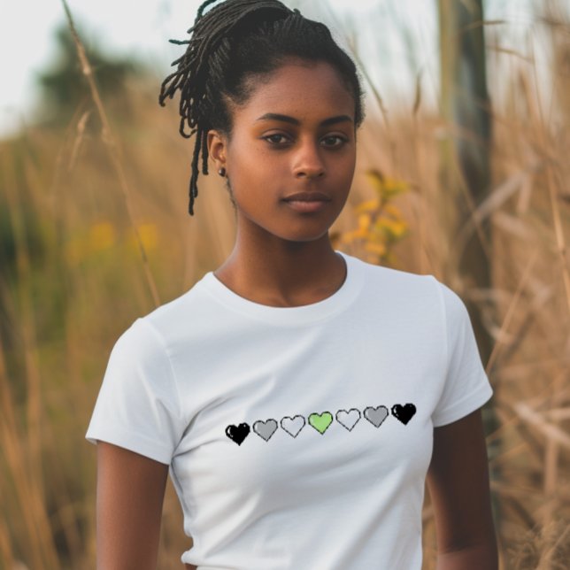 T-shirt Coeur du pixel du drapeau de l'agent (Créateur téléchargé)