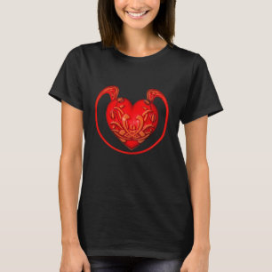 T-shirt Coeur rouge orné Abstrait