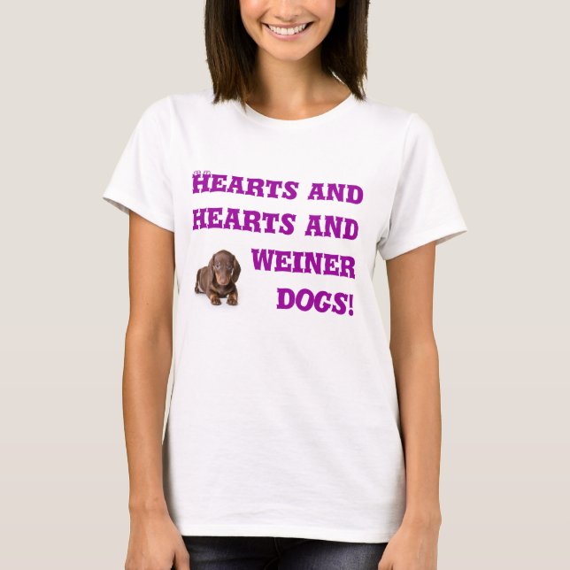 T-shirt Coeurs et coeurs et chiens de weiner (Devant)