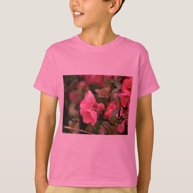 T-shirt Cognassier à fleurs roses de printemps (Devant)