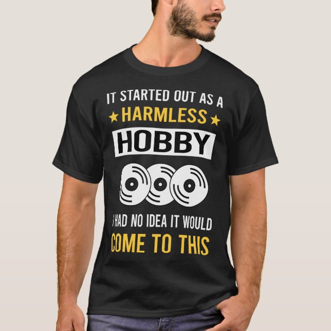 T-shirt Collection de disques, un passe-temps inoffensif (Devant)