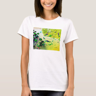 T-shirt coloré de poissons