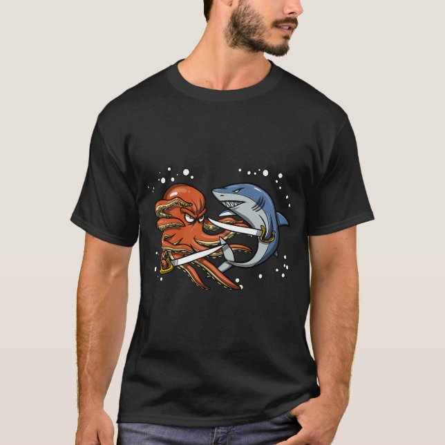T-shirt Combat de pirate de requin de pieuvre (Devant)