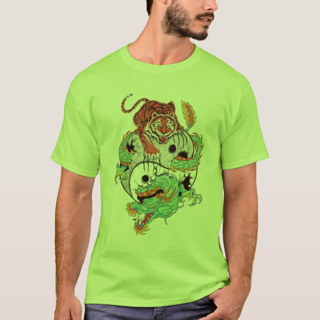 T-shirt Combat de tigre de dragon (Devant)