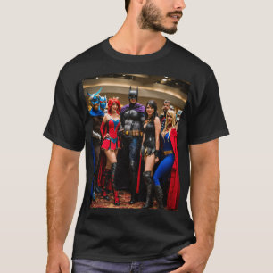 T-shirt : "Comic Con Crew : Homme's Group Graphic T-Shirt"