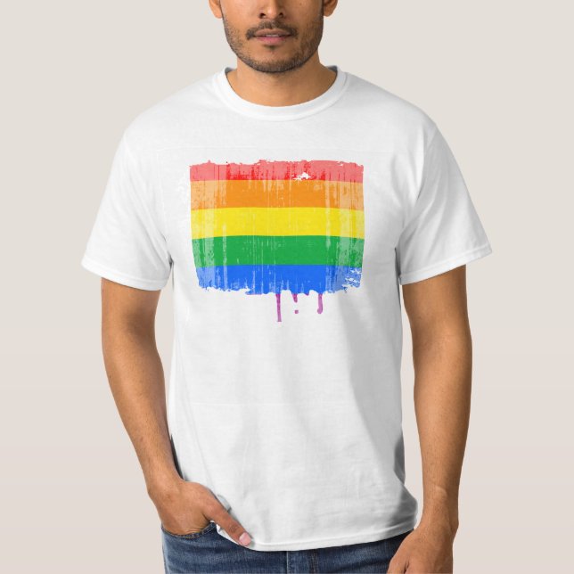 T-SHIRT CONCEPTION AFFLIGÉE PAR RAYURES DE GAY PRIDE (Devant)