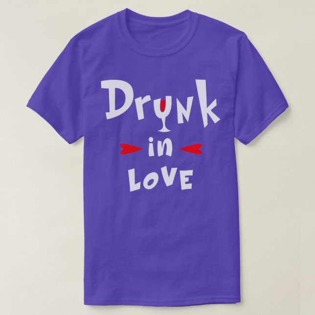 T-shirt Conception amoureuse ivre pour une fête de Bachelo (Design devant)