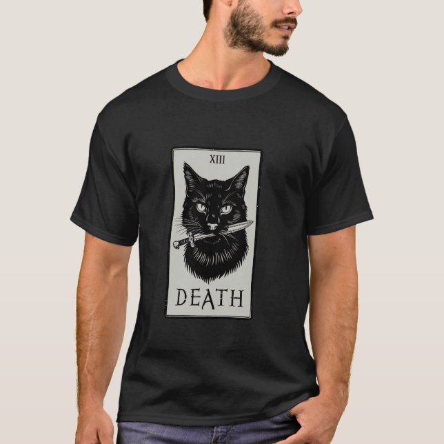 T-shirt Conception de carte de tarot de chat gothique (Devant)