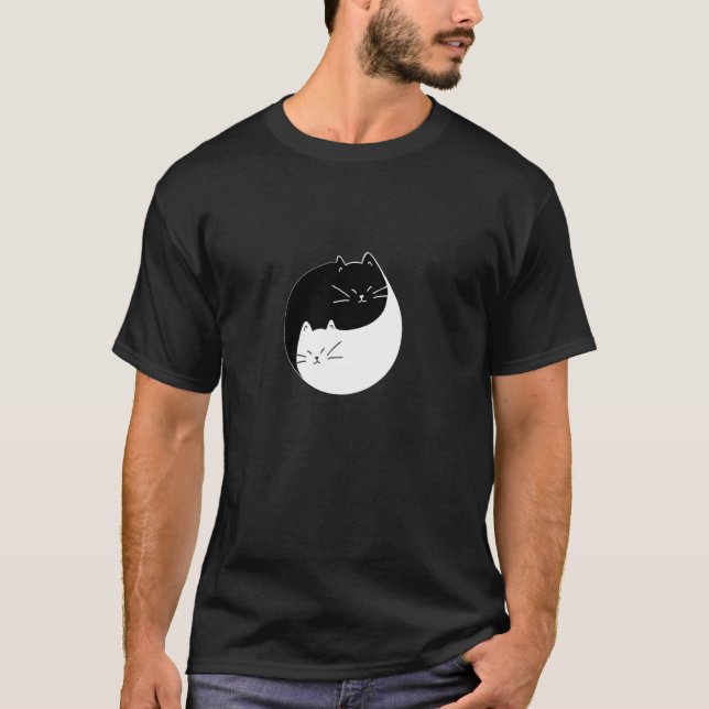 T-shirt Conception de chats noirs et blancs (Devant)