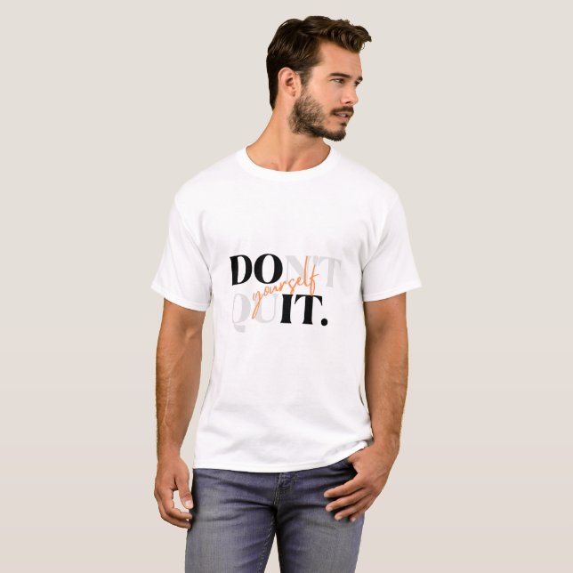 T-shirt conception de chemise blanche (Devant entier)