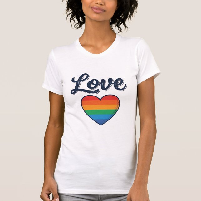 T-shirt Conception de chemise vectorielle Love Rainbow Hea (Devant)
