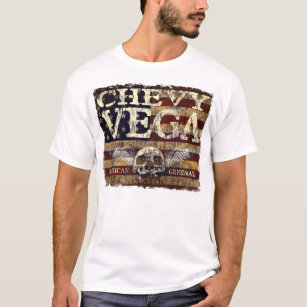 T-shirt Conception de Chevy Vega contre le drapeau érodé