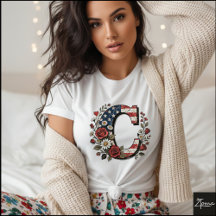 Conception de couronne de lettre C florale patriot