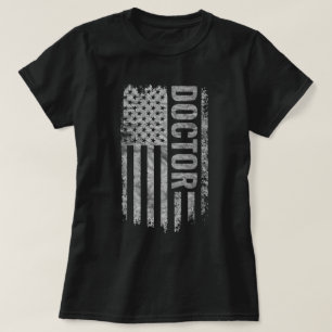 T-shirt Conception de docteur USA drapeau en détresse
