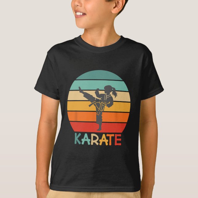 T-shirt Conception de fille de karaté Rétro Sunset avec en (Devant)