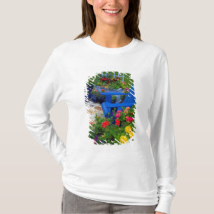T-shirt Conception de jardin en conteneur avec chaise bleu