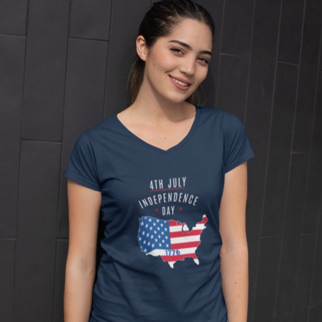 T-shirt Conception de la fête de l'indépendance du 4 juill (Créateur téléchargé)