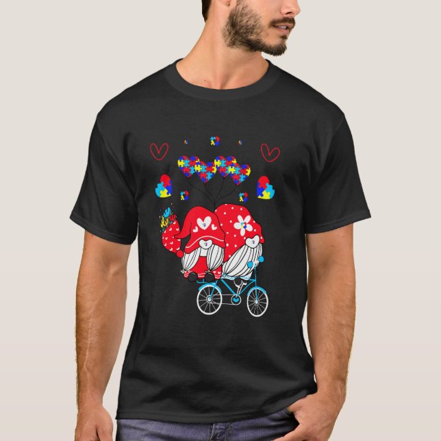 T-shirt Conception de l'amour de vélo de couple de gnome d (Devant)