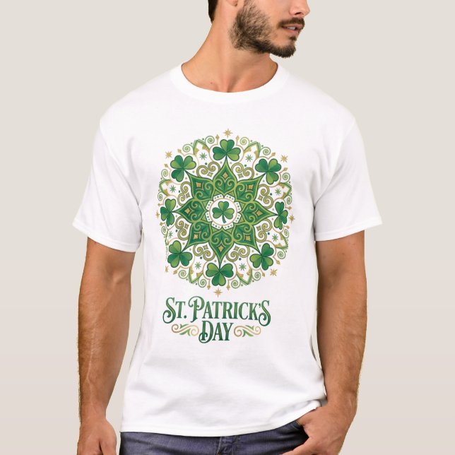 T-shirt Conception de mandala de trèfle de la Saint-Patric (Devant)