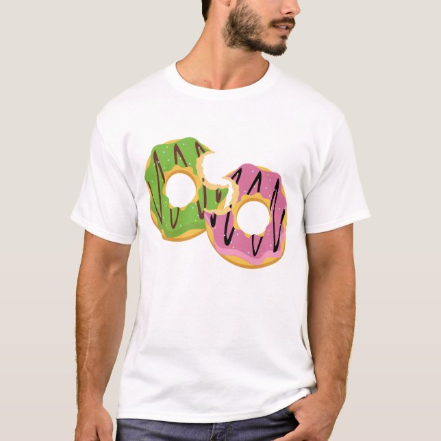 T-shirt Conception de morsure de couple de beignets (Devant)