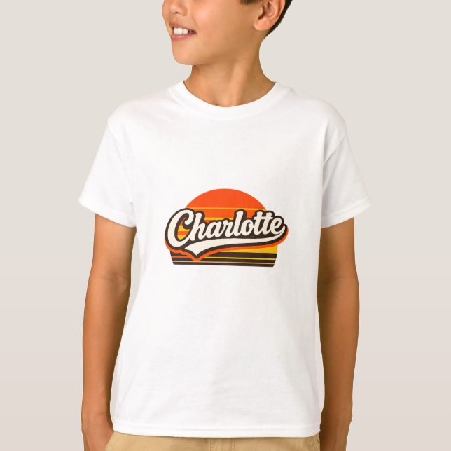 T-shirt Conception de nom personnalisé Charlotte Retro Sun (Devant)