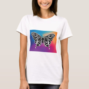 T-shirt Conception de papillon avec des couleurs de couche