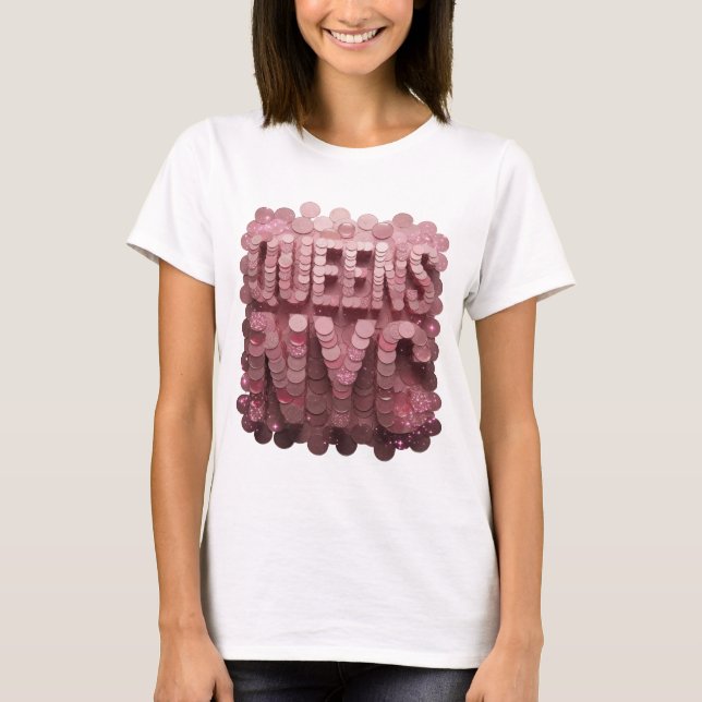 T-shirt Conception de slogan rose Statement Queens NYC (Devant)
