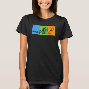 T-shirt Conception de triathlon drôle de natation de vélo 