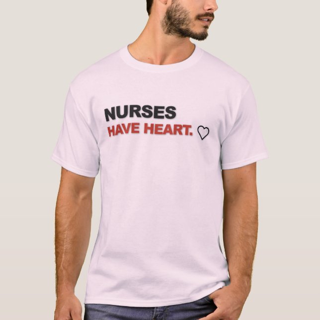 T-shirt Conception de typographie d'infirmière ayant du cœ (Devant)